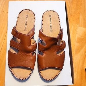 Naturalizer Serene Sandals NWOT Brown, size 7